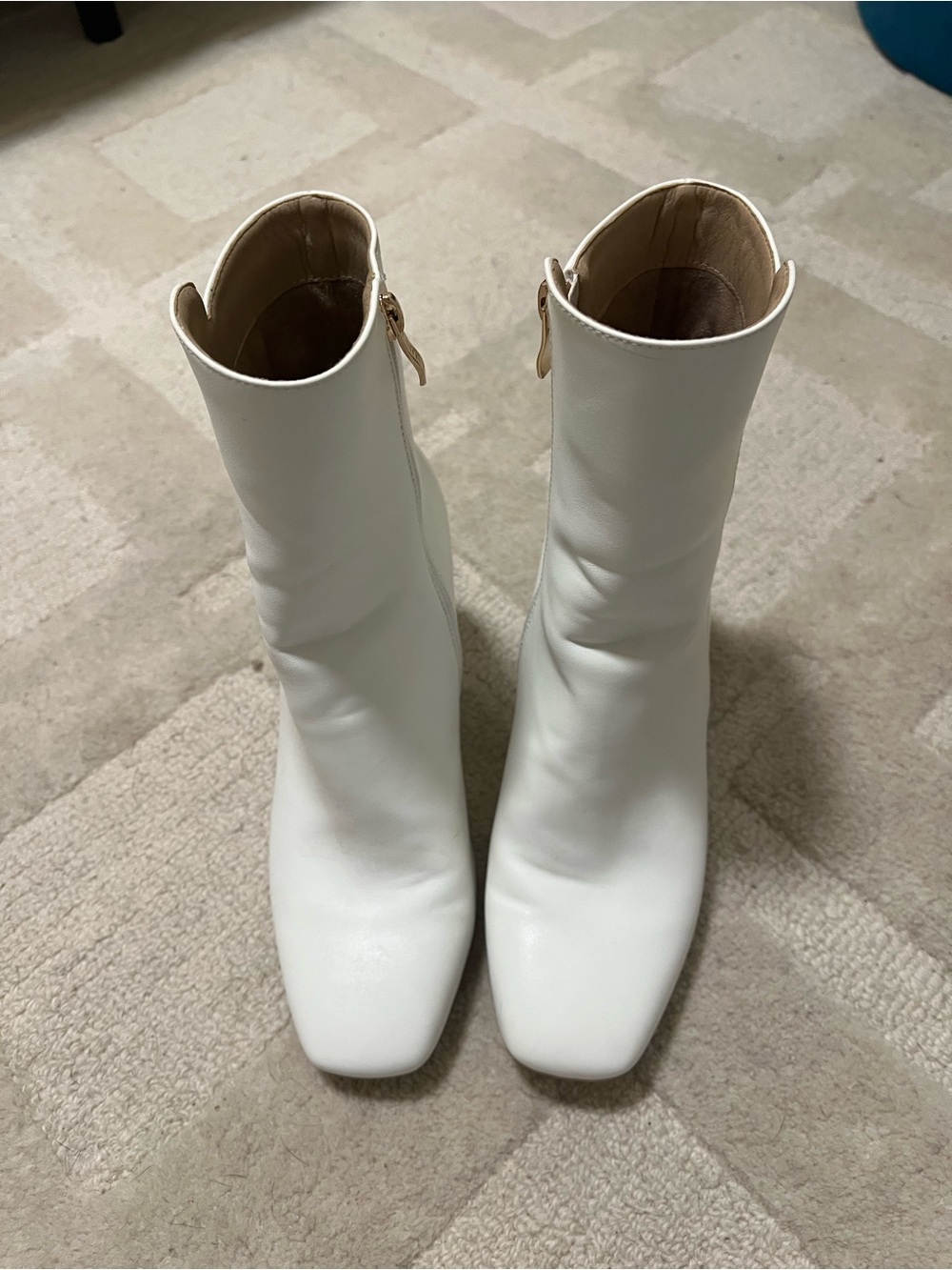 Chic White Square-Toe Ankle Boots with Side Zip
